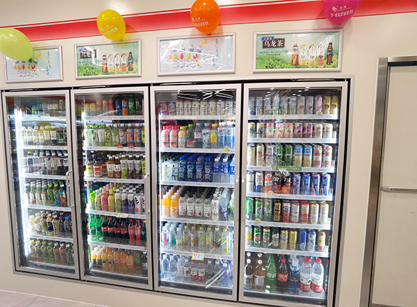711