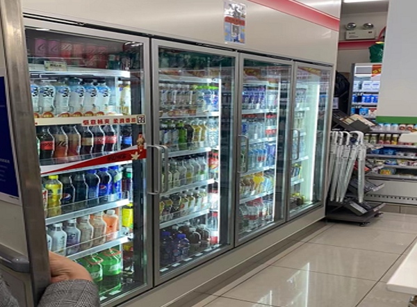 711
